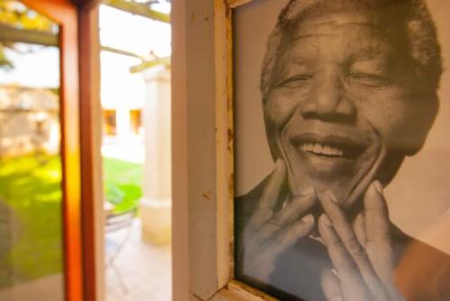 African Garden Cottage inside